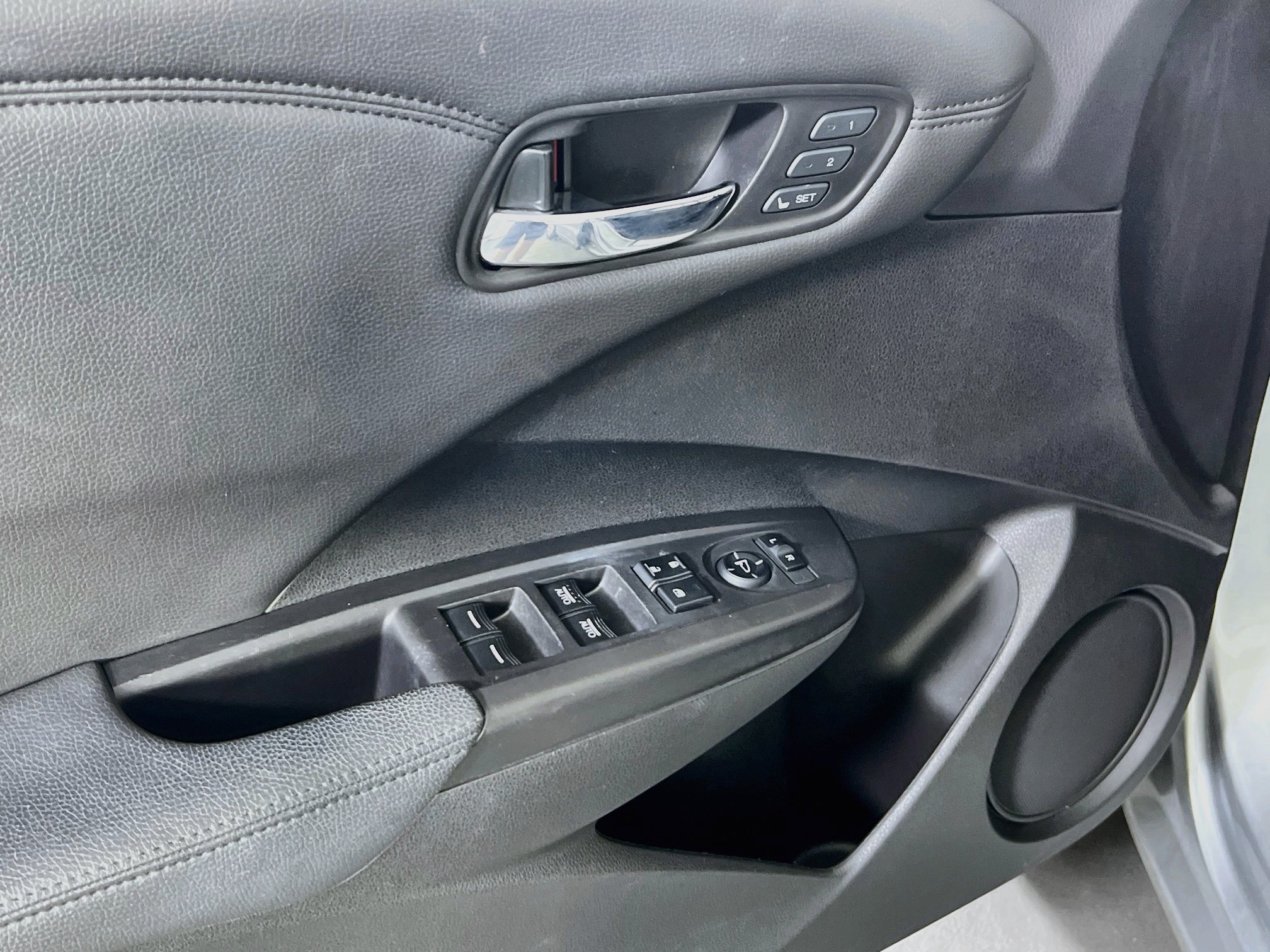 Used 2017 Acura RDX AWD image 17