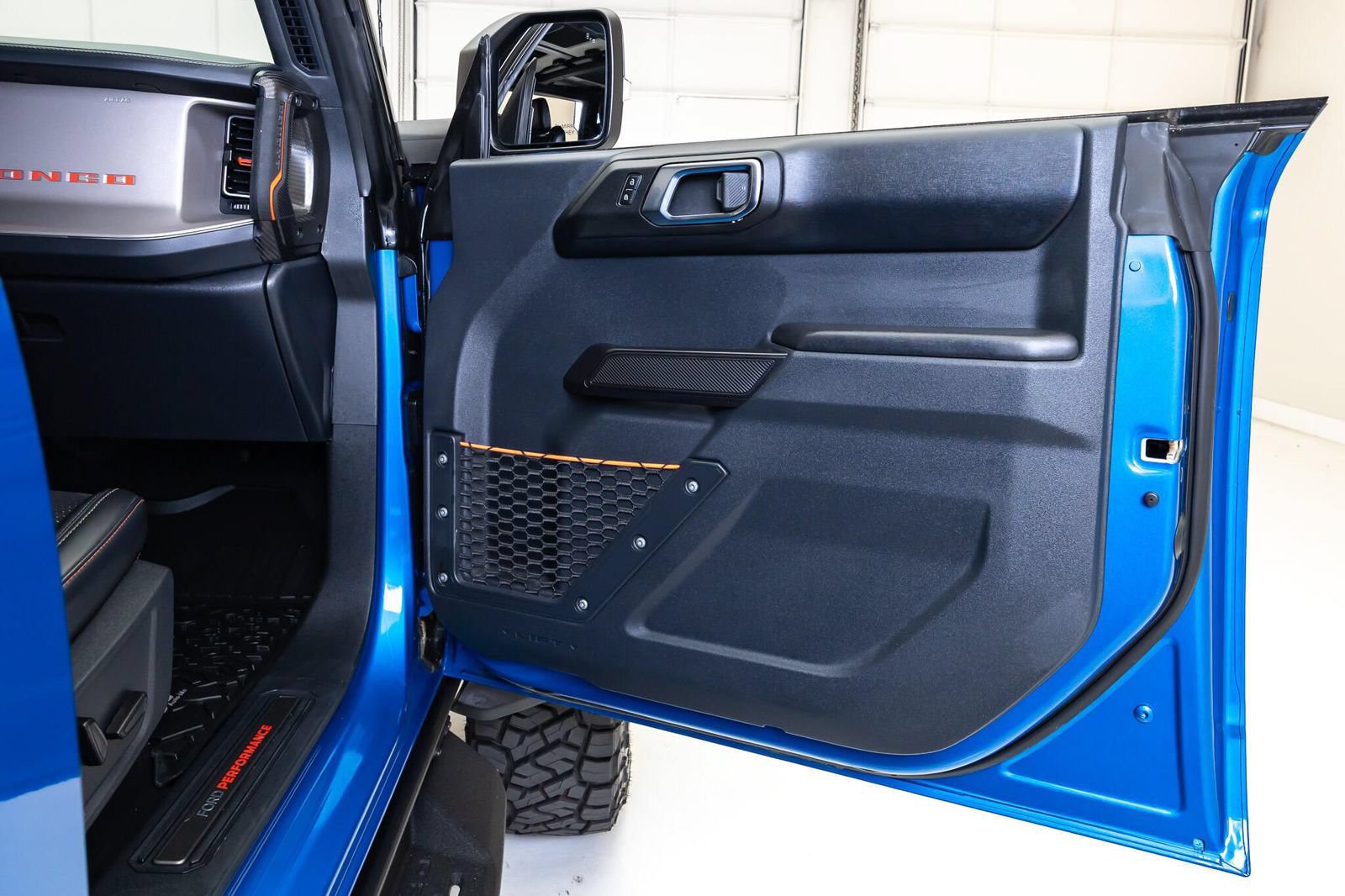 Used 2024 Ford Bronco Raptor AWD/4WD image 36