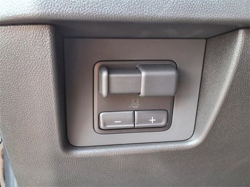 New 2025 GMC Canyon Elevation image 13