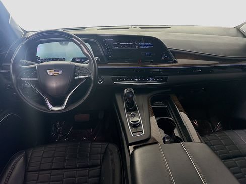 Used 2024 Cadillac Escalade Sport Platinum AWD/4WD image 17