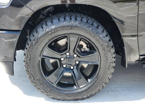 Used 2023 RAM 1500 Lone Star AWD/4WD image 11
