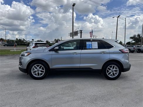 Used 2022 Ford Edge SEL image 10