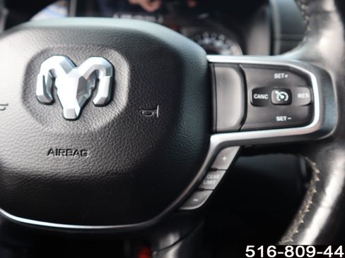 Used 2019 RAM 1500 Laramie image 29