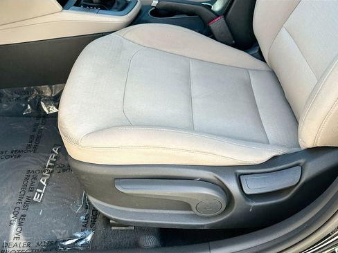 Used 2018 Hyundai Elantra Value Edition image 18