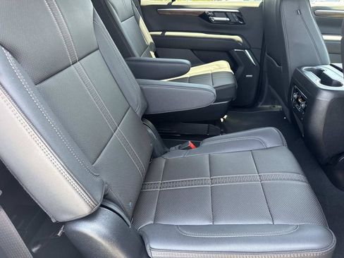 Used 2026 Chevrolet Tahoe High Country RWD image 27