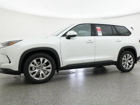 New 2026 Toyota Grand Highlander Limited image 18