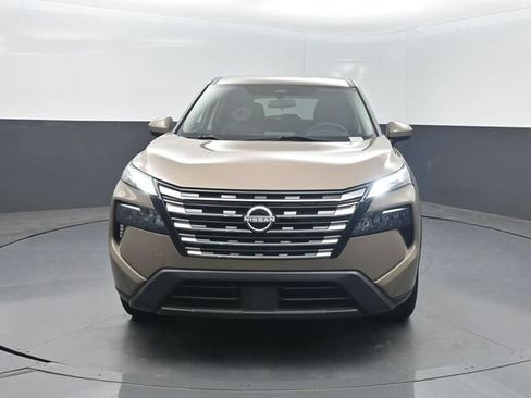 Used 2024 Nissan Rogue SV FWD image 35