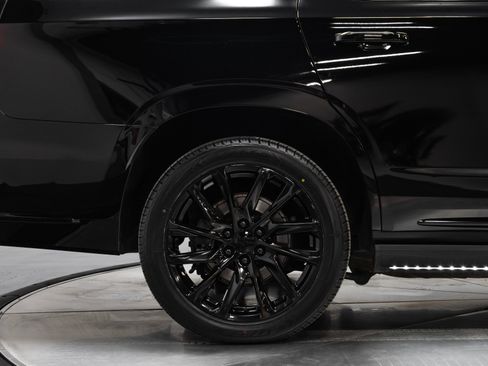 Used 2022 Cadillac Escalade Sport Platinum image 16