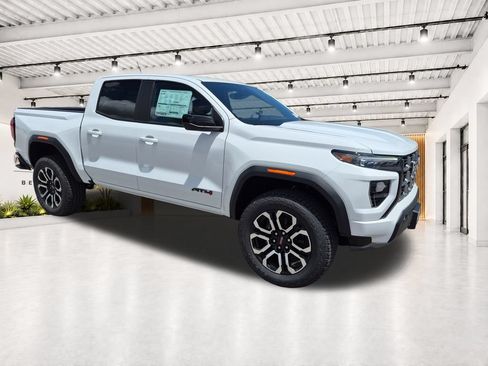 New 2026 GMC Canyon AT4 w/ AT4 Premium Package AWD/4WD image 1