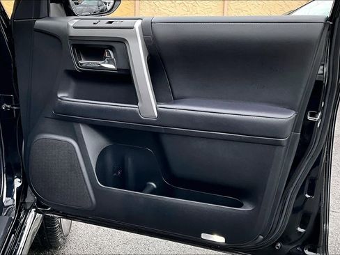 Certified 2022 Toyota 4Runner Limited image 21