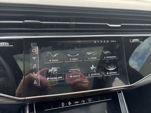 Used 2022 Audi SQ7 Premium Plus w/ SQ7 Executive Package image 58