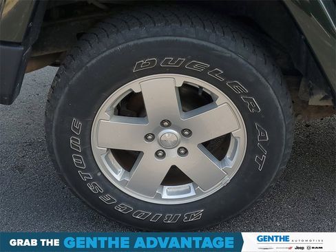 Used 2010 Jeep Wrangler Unlimited Sahara w/ Trailer Tow Group image 4
