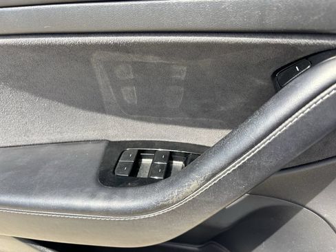Used 2020 Tesla Model 3 RWD image 19