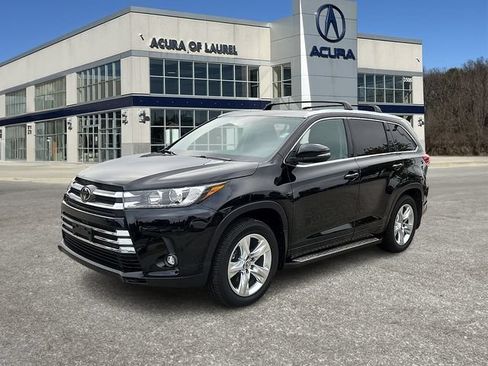 Used 2019 Toyota Highlander Limited AWD/4WD image 3