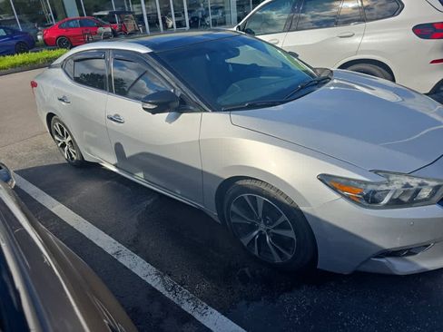 Used 2018 Nissan Maxima Platinum FWD image 2