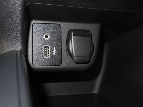 Certified 2025 Nissan Versa S w/ S Plus Package image 33