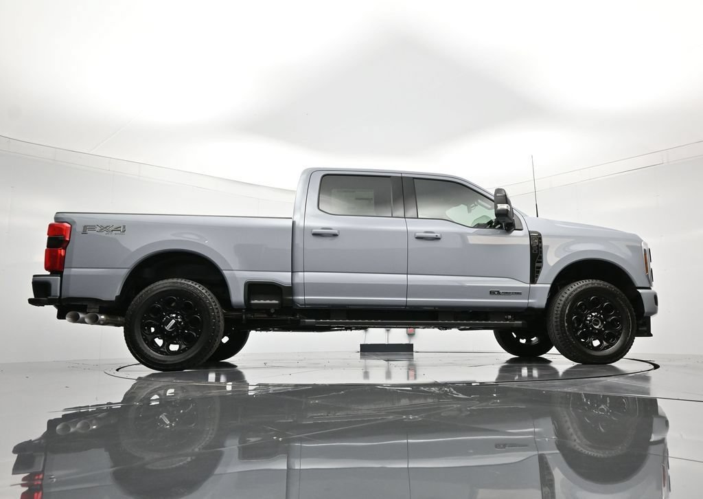 New 2026 Ford F250 Lariat w/ Black Appearance Package AWD/4WD image 40