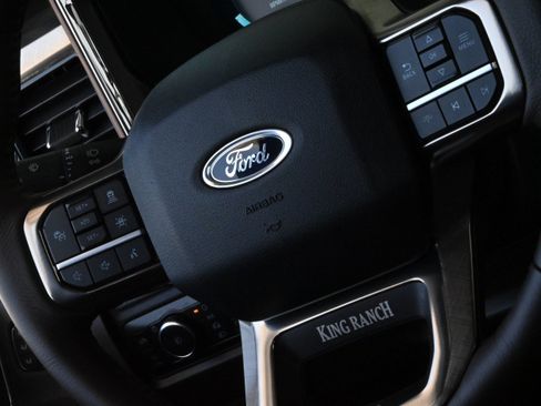 Used 2026 Ford F250 King Ranch w/ Chrome Package AWD/4WD image 27