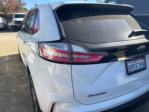 Used 2020 Ford Edge SEL w/ Convenience Package image 5