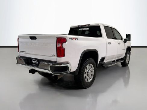 Used 2024 Chevrolet Silverado 2500 LTZ AWD/4WD image 7