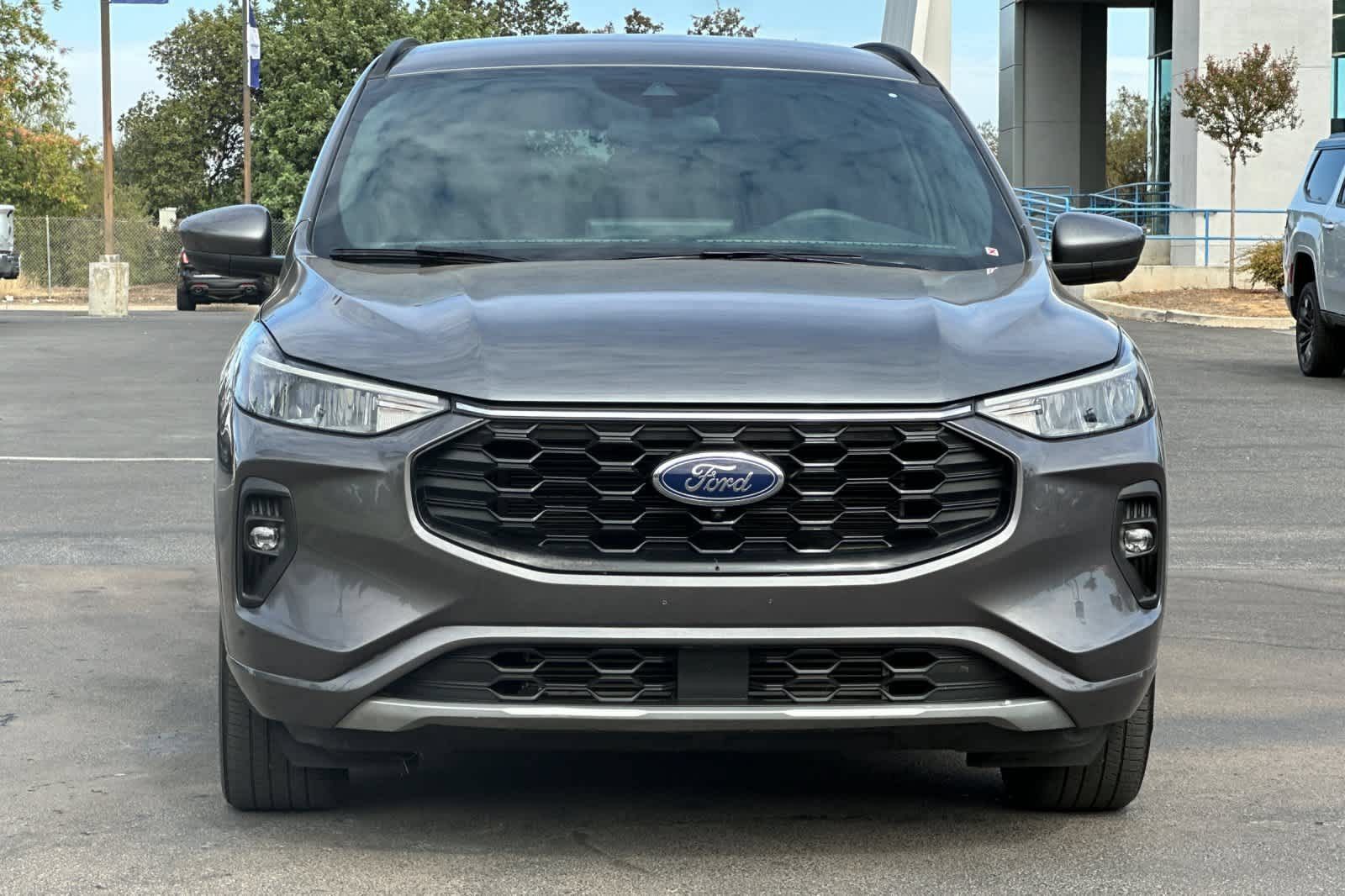 Used 2023 Ford Escape ST-Line Select w/ Tech Pack #2 AWD/4WD image 11