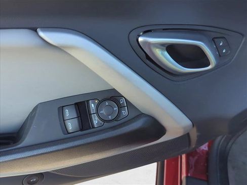 Used 2024 Chevrolet Camaro LT RWD image 8