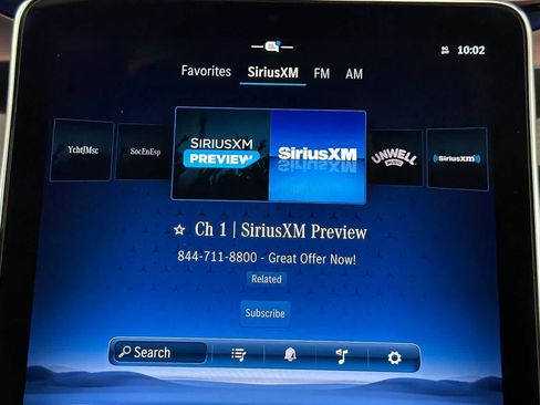 Used 2025 Mercedes-Benz GLC 300 image 18
