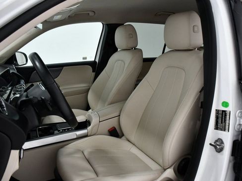 Certified 2022 Mercedes-Benz GLB 250 4MATIC image 19