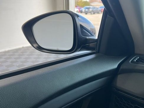 Used 2023 Honda Accord EX image 31