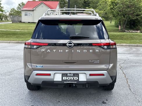 Used 2023 Nissan Pathfinder Platinum w/ Lighting Package (N92) AWD/4WD image 7