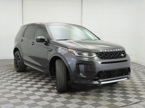 Used 2025 Land Rover Discovery Sport S image 3