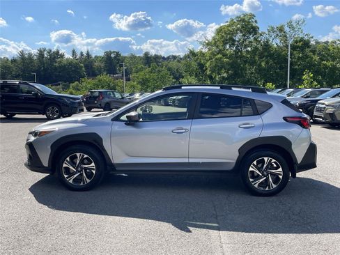 Certified 2024 Subaru Crosstrek 2.0i Premium w/ Crosstrek Mirror Package AWD/4WD image 2