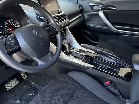 Used 2024 Mitsubishi Eclipse Cross AWD image 4