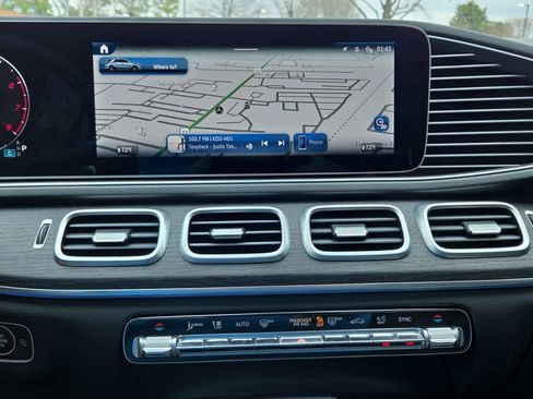 Certified 2025 Mercedes-Benz GLE 450 GLE 450 image 25