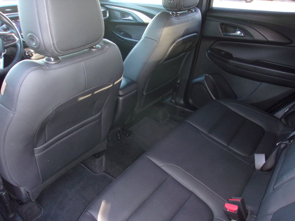 Used 2022 Chevrolet TrailBlazer ACTIV w/ Technology Package AWD/4WD image 18