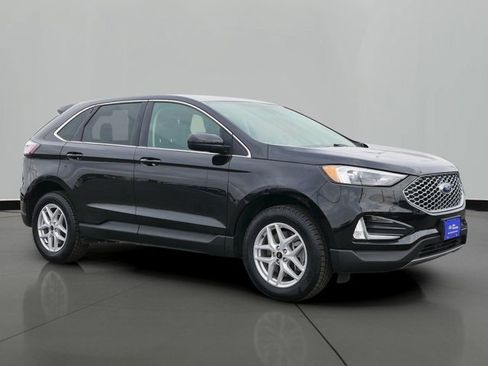 Certified 2024 Ford Edge SEL w/ Convenience Package image 4