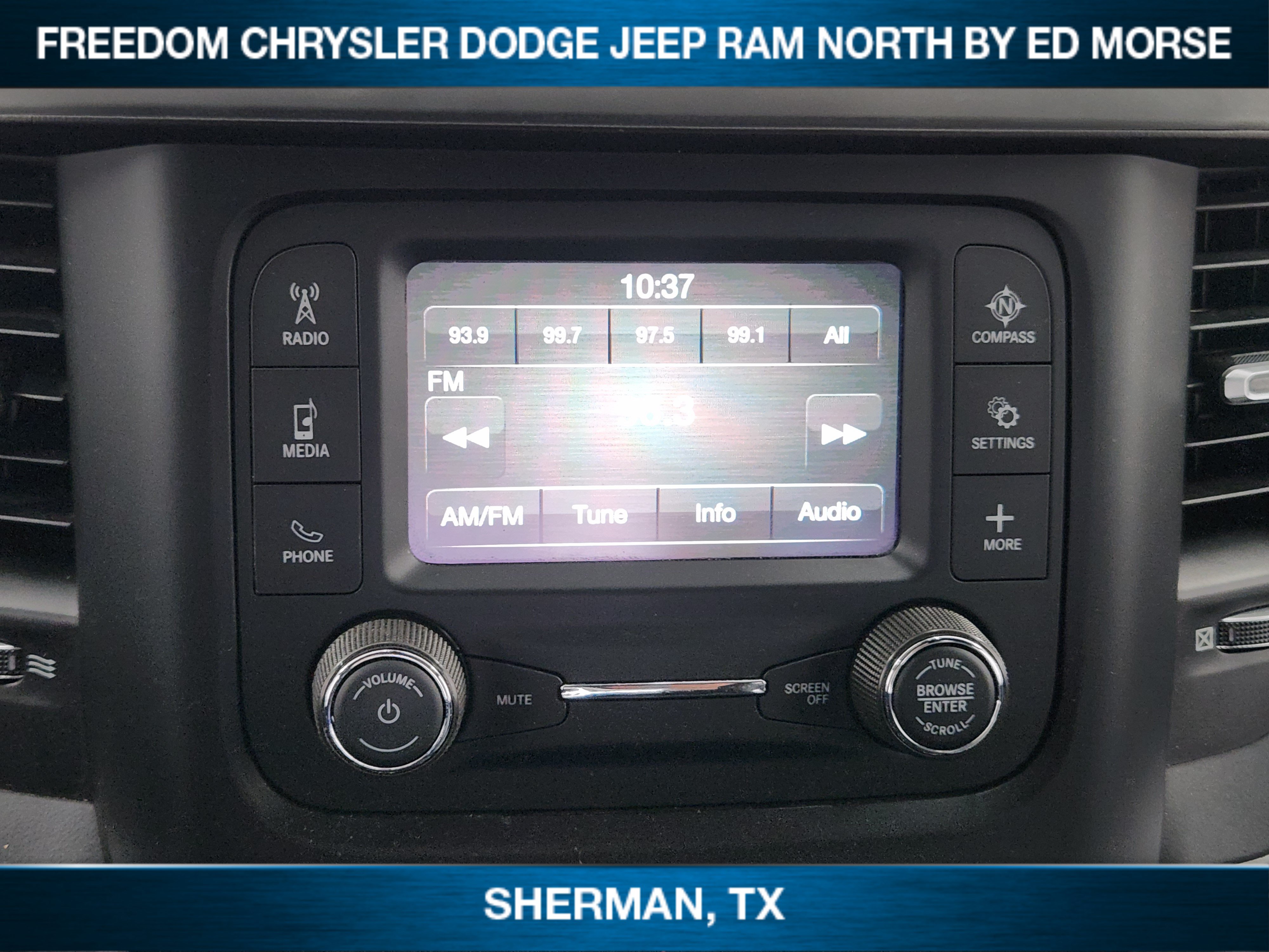 Used 2024 RAM 2500 Tradesman w/ Chrome Appearance Group AWD/4WD image 11