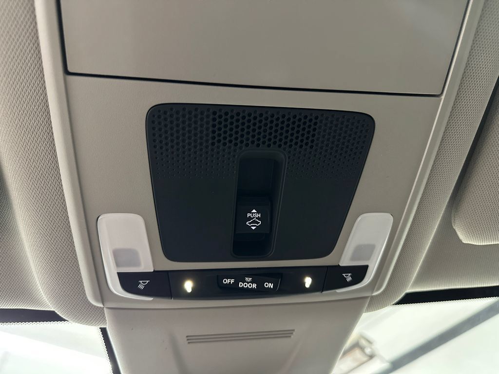 Used 2026 Honda CR-V EX image 32