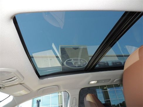 Certified 2025 Subaru Ascent Touring image 9