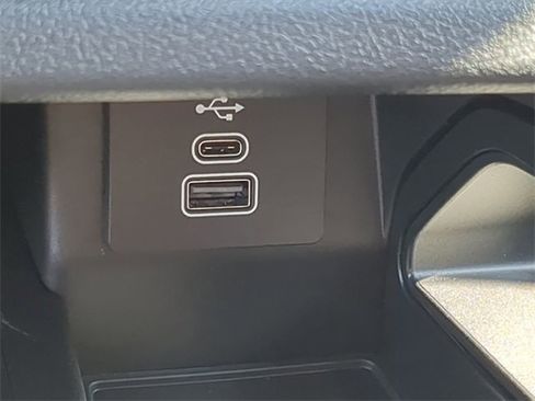 New 2025 Ford Ranger Raptor image 21