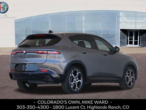 New 2025 Alfa Romeo Tonale w/ Premium Package image 6