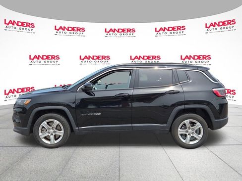 Used 2024 Jeep Compass Latitude AWD/4WD image 6