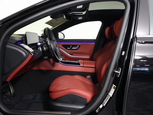 New 2026 Mercedes-Benz S 580e 4MATIC Sedan image 5