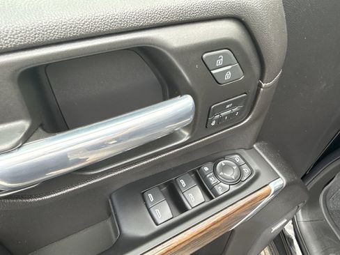 Used 2022 Chevrolet Silverado 3500 High Country w/ LPO, Hitch Package image 22