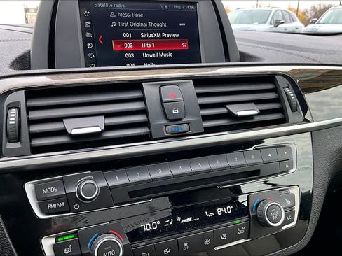 Used 2018 BMW 230i Convertible image 34