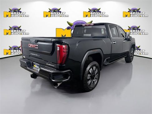 Used 2024 GMC Sierra 2500 Denali w/ Denali Reserve Package image 5