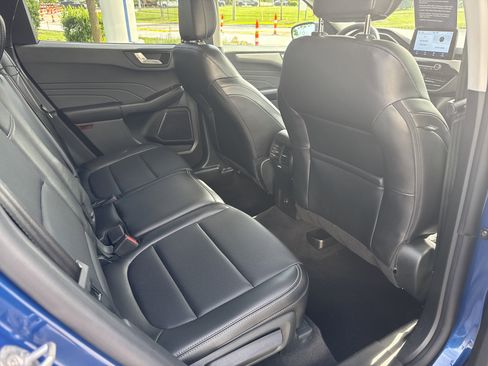 Certified 2022 Ford Escape SEL AWD/4WD image 15