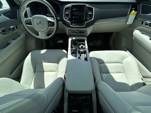 New 2025 Volvo XC90 T8 Plus w/ Protection Package Premier image 13