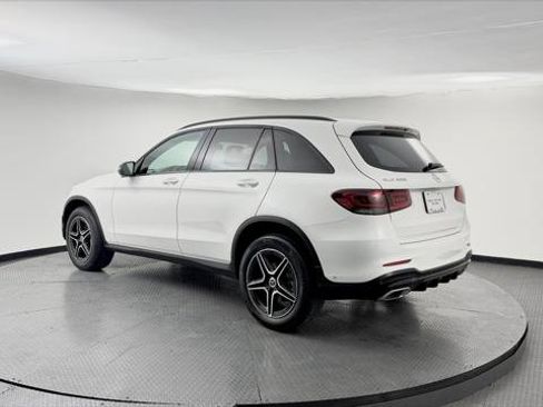 Used 2021 Mercedes-Benz GLC 300 w/ AMG Line image 6
