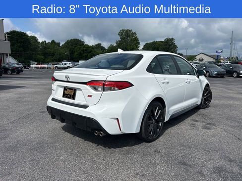 Used 2023 Toyota Corolla SE FWD image 4